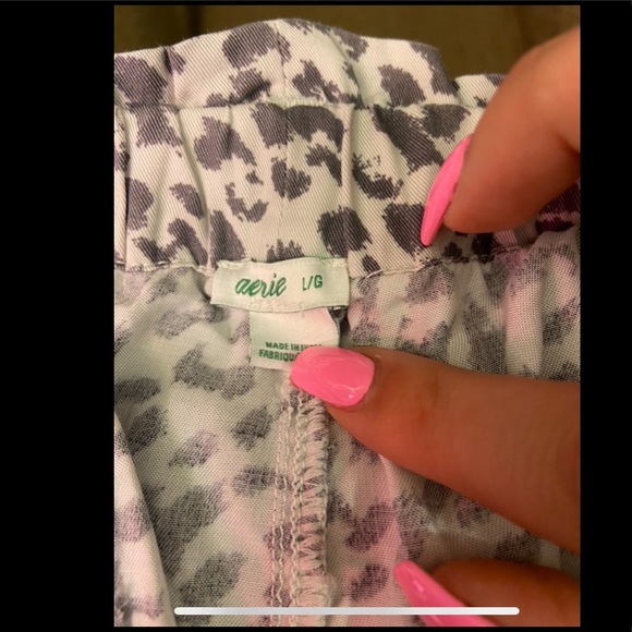 Cheetah paper bag shorts - Picture 5 of 5